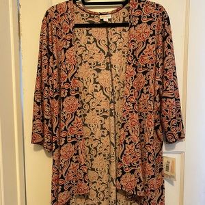 NWT Lularoe Lindsay size Medium